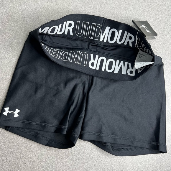 Under Armour Women’s Compression Short 4” - Picture 3 of 10